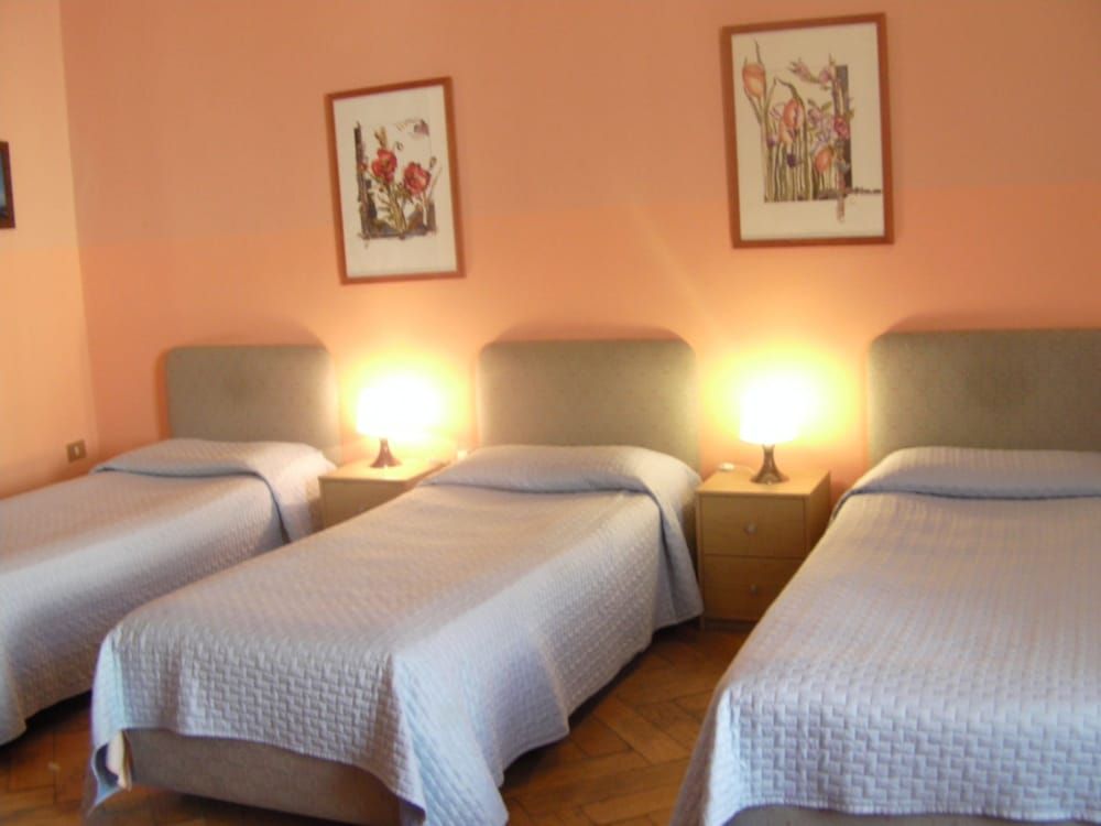 Triple Room, Shared Bathroom