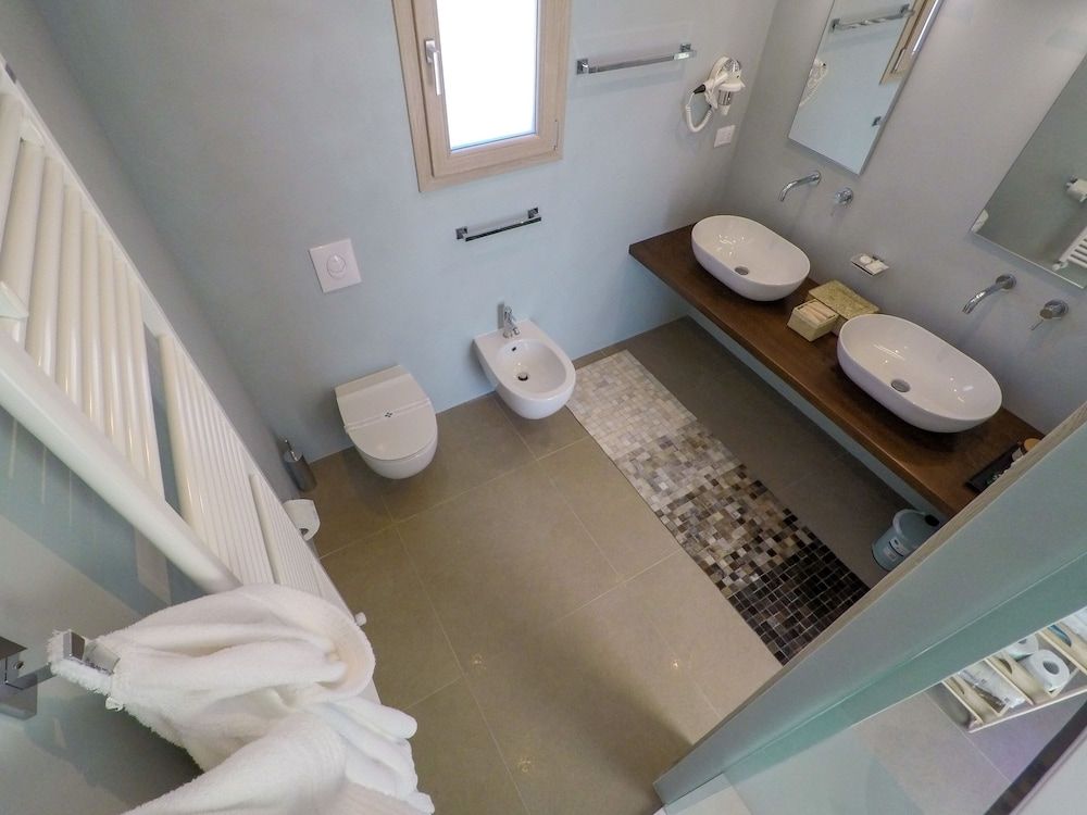 Tenuta Donna Caterina Deluxe Double Room 5