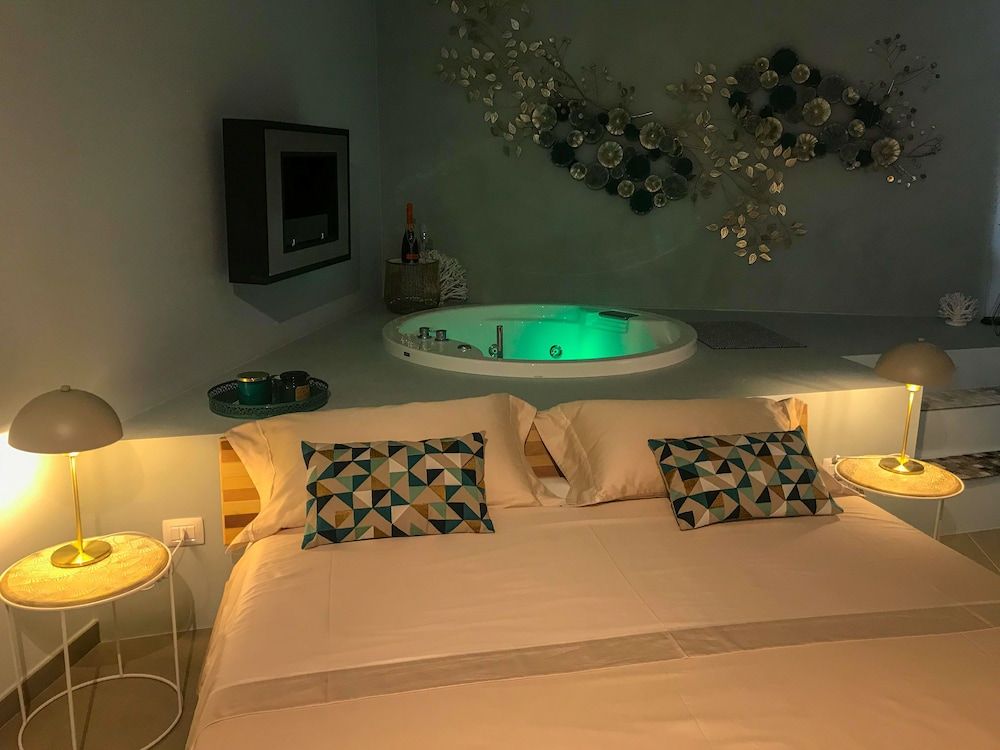 Tenuta Donna Caterina Deluxe Double Room 2