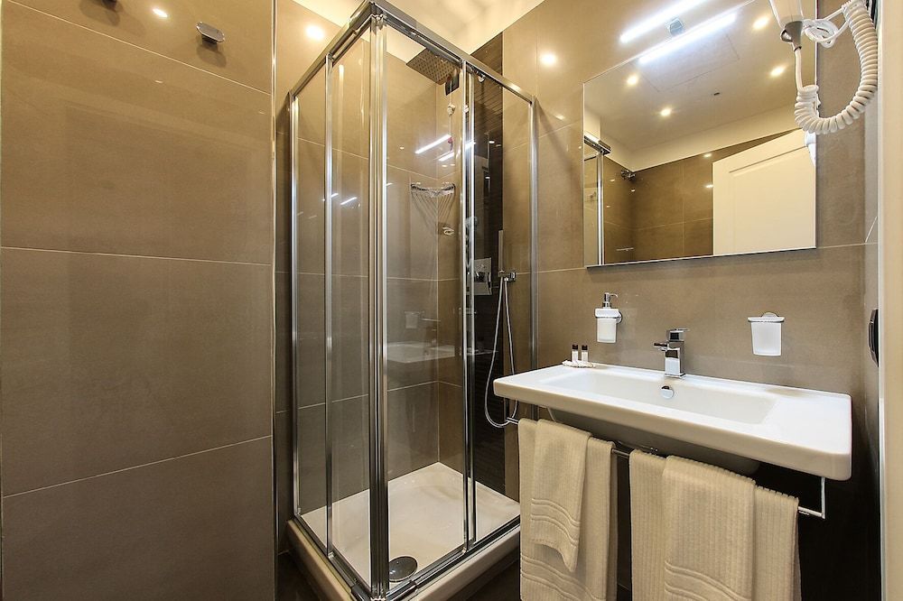 Villa San Martino Deluxe Double Room 6