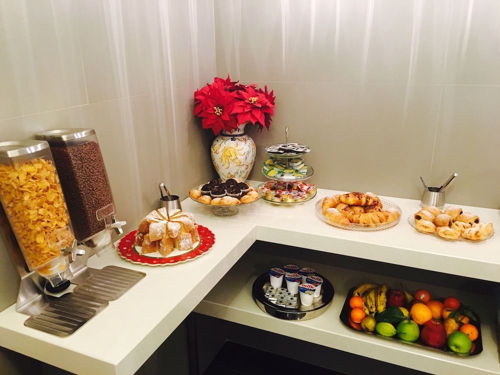 undefined Villa San Martino 8