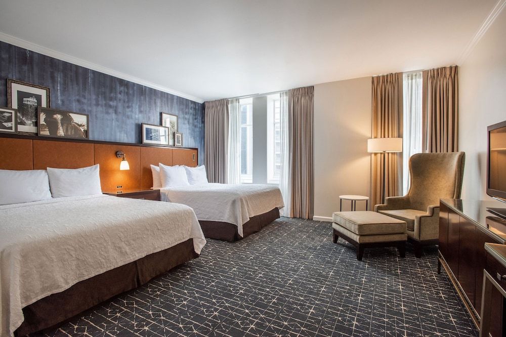 undefined Magnolia Hotel Houston, A Tribute Portfolio Hotel 4