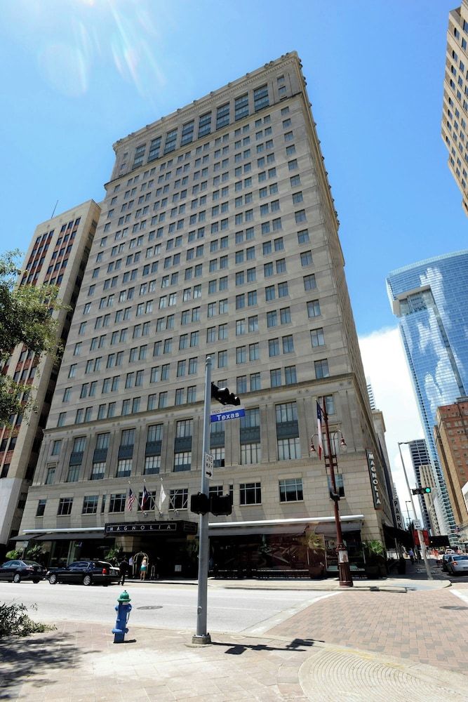undefined Magnolia Hotel Houston, A Tribute Portfolio Hotel 6