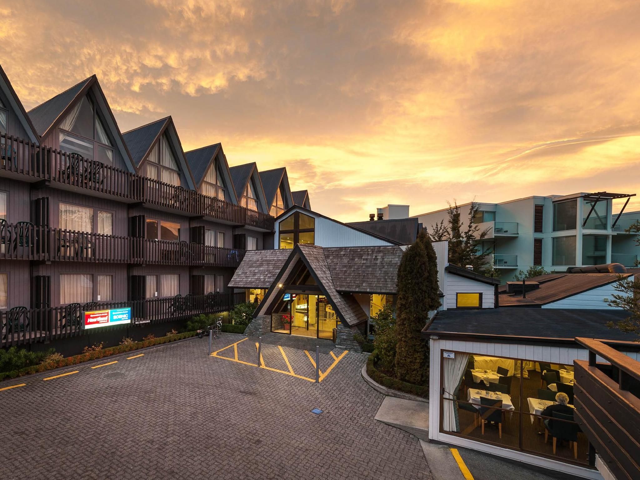 undefined Heartland Hotel Queenstown 3