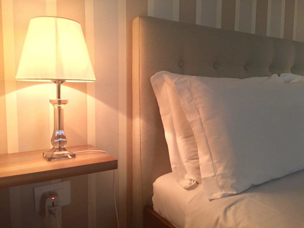 Junior Room, 1 King Bed, Ensuite
