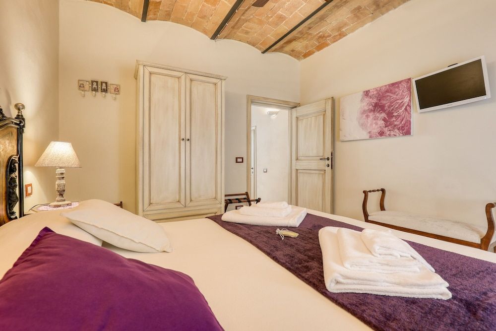 Viterbo Antica Deluxe Double or Twin Room 2