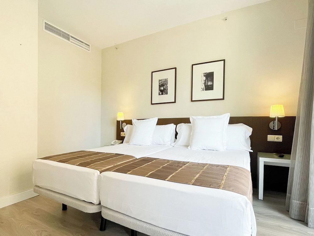 Hotel Vértice Sevilla Standard Double Room 2