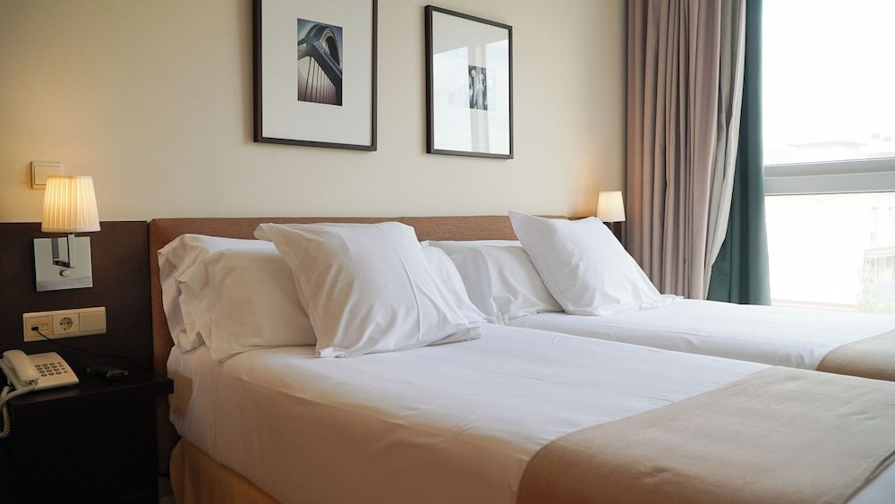 undefined Hotel Vértice Sevilla 10