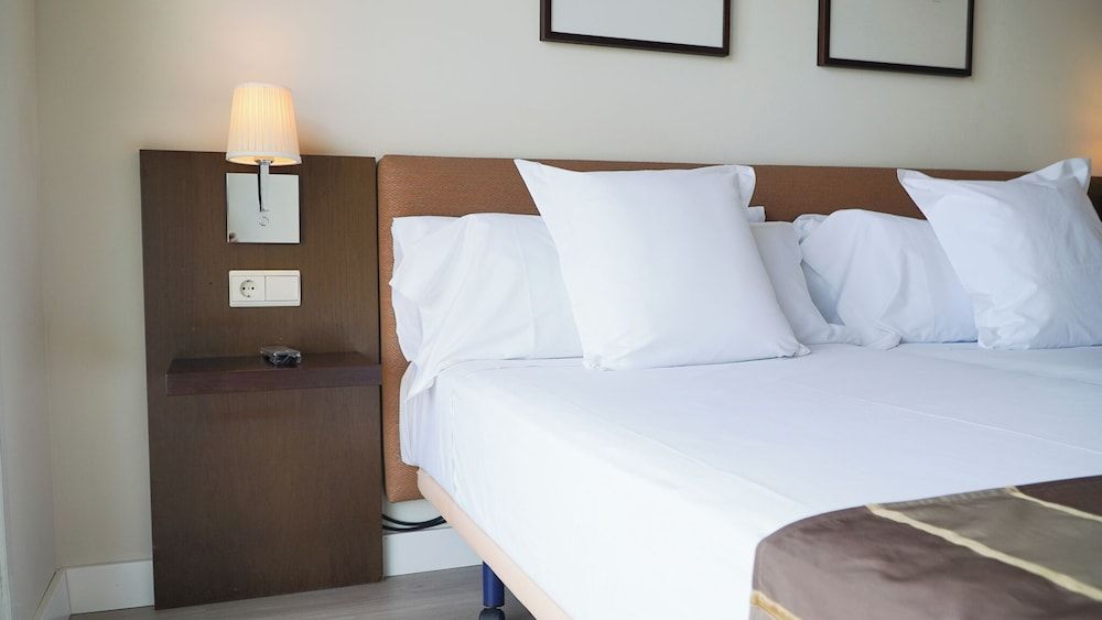 undefined Hotel Vértice Sevilla 3