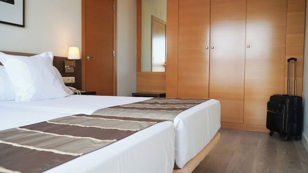 undefined Hotel Vértice Sevilla 9