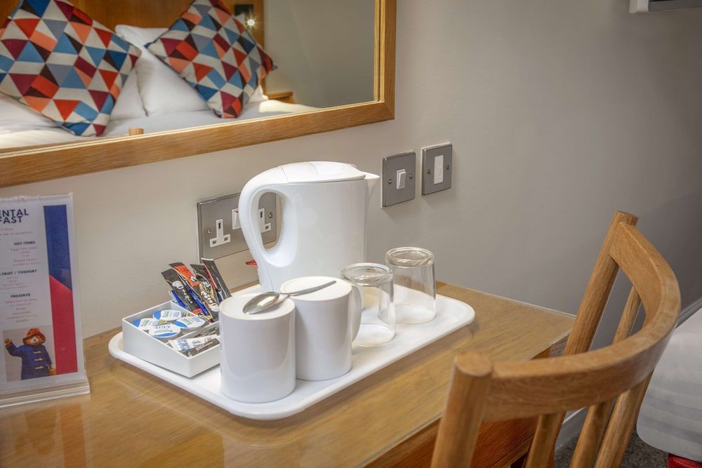 Queensway Hotel, Sure Hotel Collection by Best Western Standard Loft, 1 Double Bed, Non Smoking (Shower Only) 10