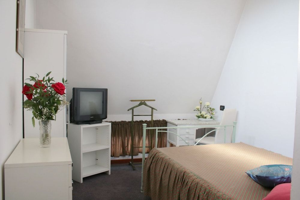 Hotel Giada Single Room, Accessible 4