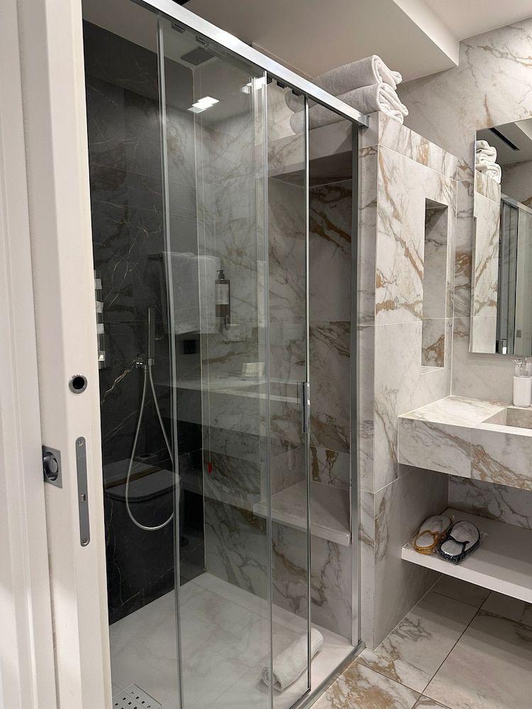 Maison Tritone Deluxe Double Room 12