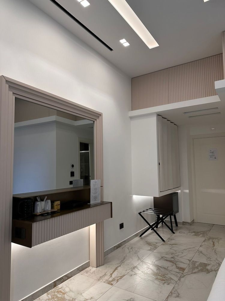 Maison Tritone Deluxe Double Room 19