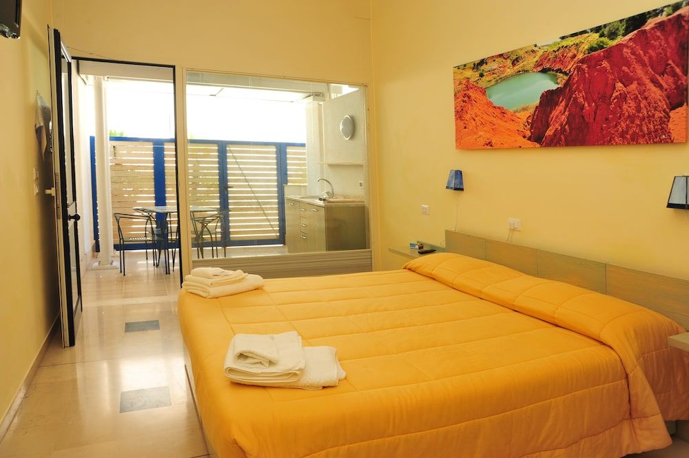 Triple Room, Kitchenette