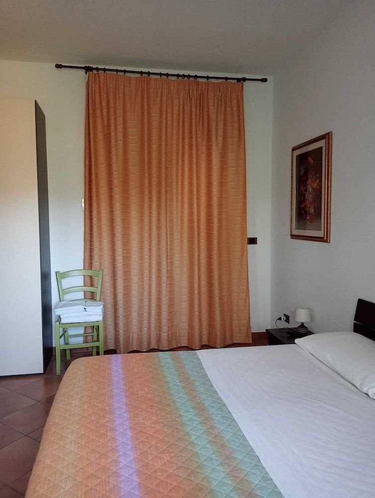 Contrada Macchia B&B Standard Double Room, Garden View 4