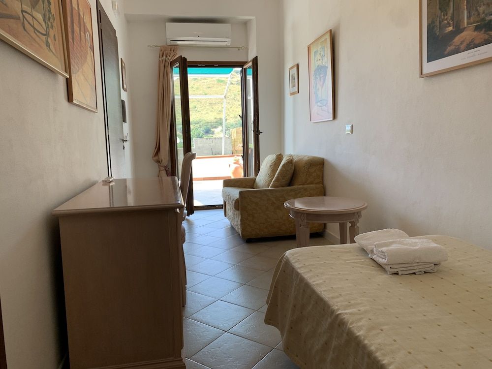 Luna B&B Standard Quadruple Room, 2 Bedrooms, Ensuite 10