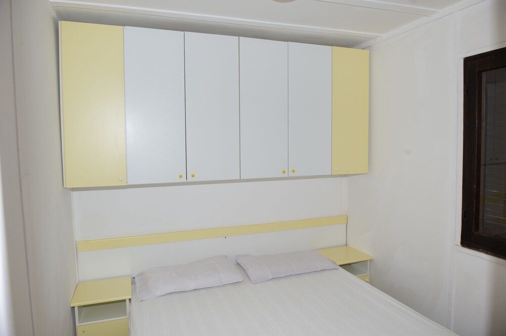 Classic Bungalow, 2 Bedrooms, Garden View, Poolside