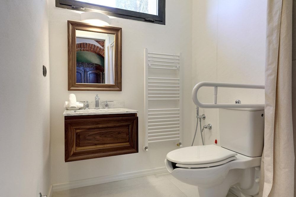Terre di Baccio Double Room, Mobility Accessible 3