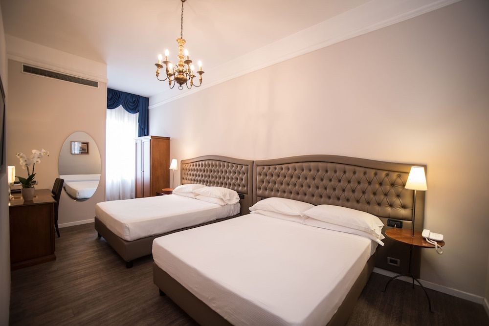 Ala d'Oro Family Room 2