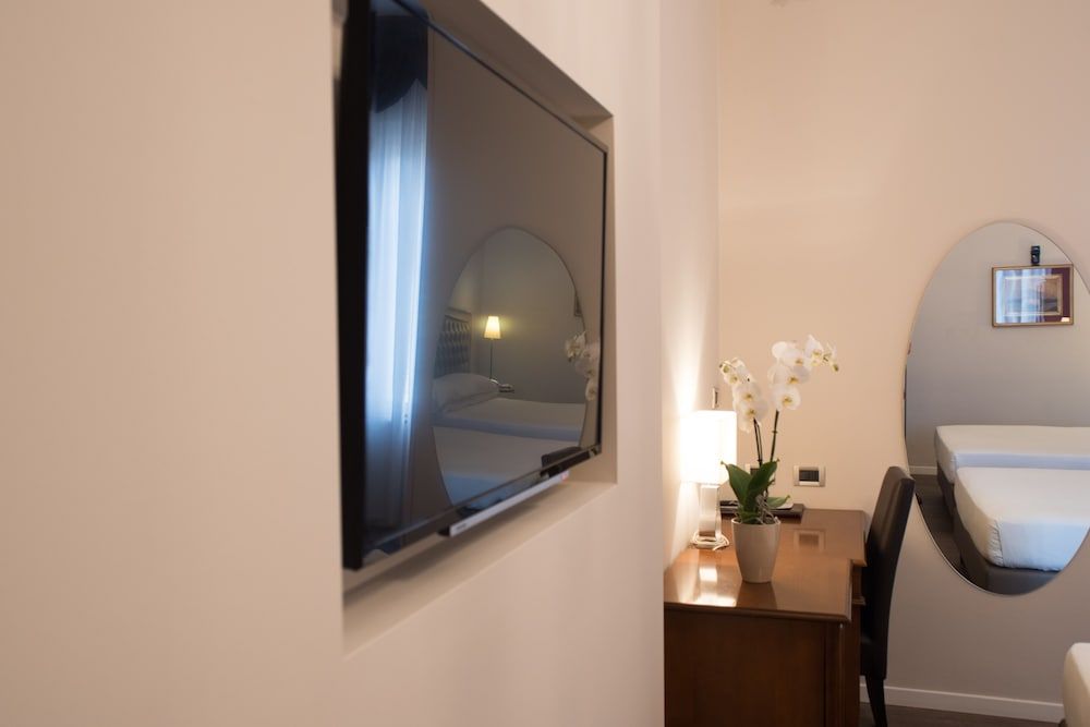 Ala d'Oro Family Room 7