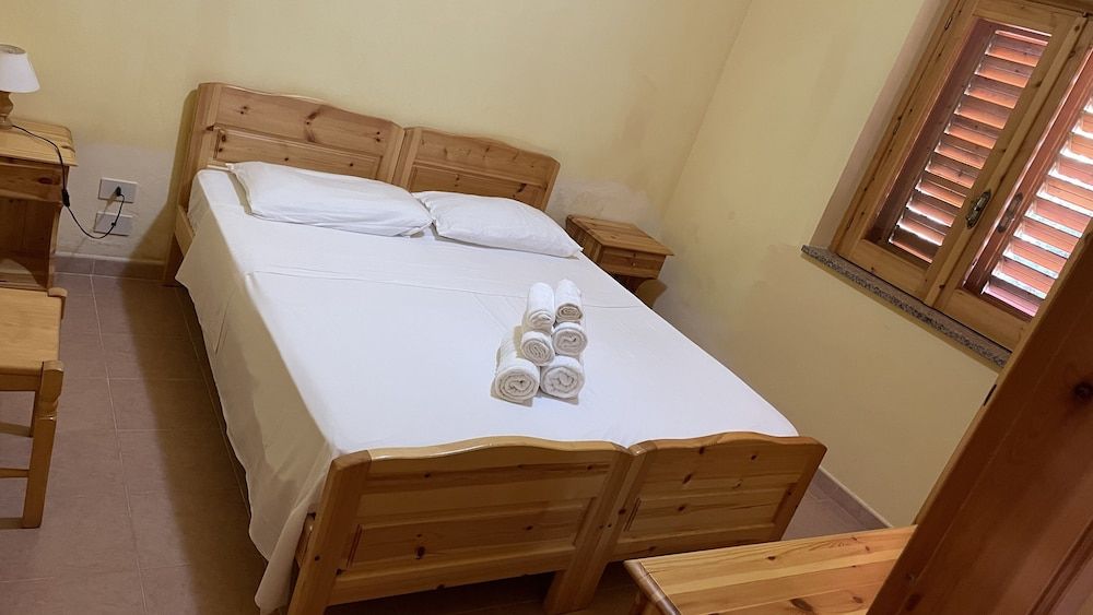 Villagio Camping La Scogliera Comfort Apartment, 2 Bedrooms, Terrace (4 people) 3