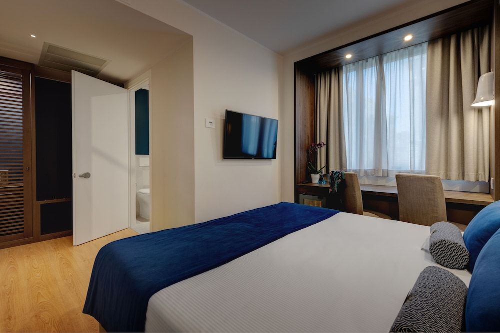 Fly Decò Hotel Classic Double Room 4