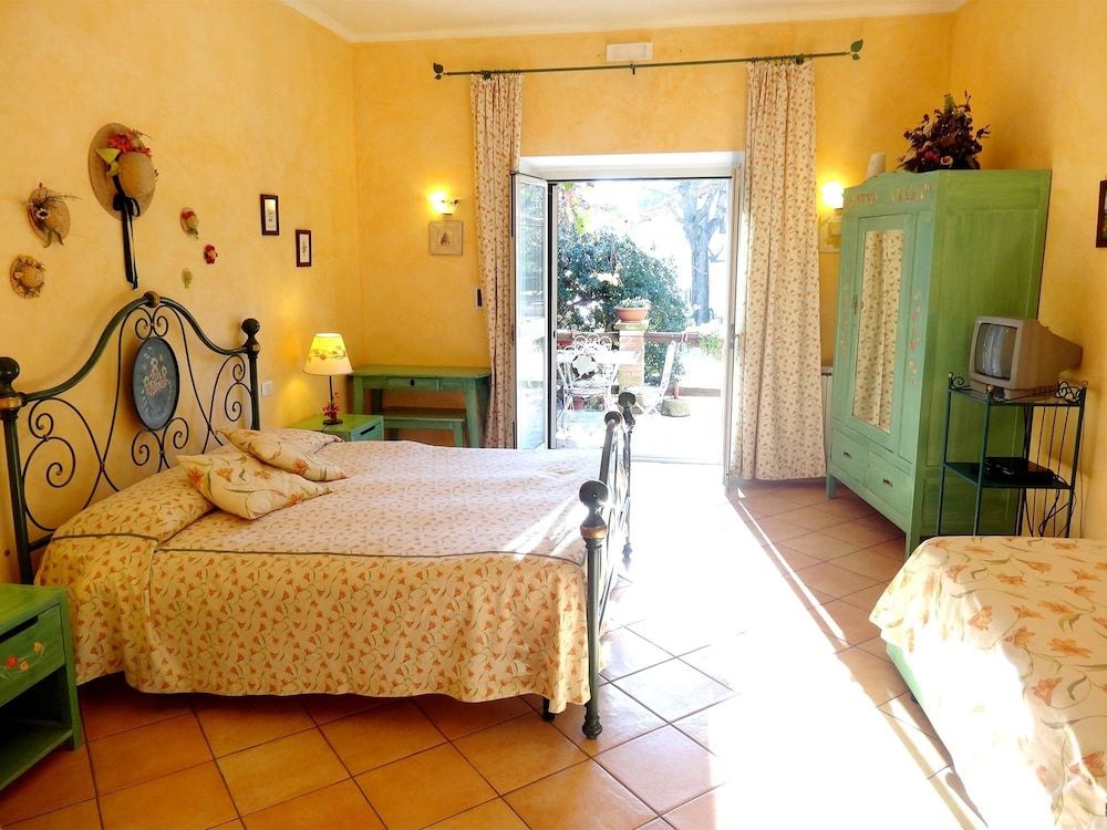 Traditional Triple Room, Non Smoking