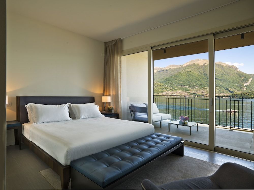 Apartment, 3 Bedrooms (Lakefront)