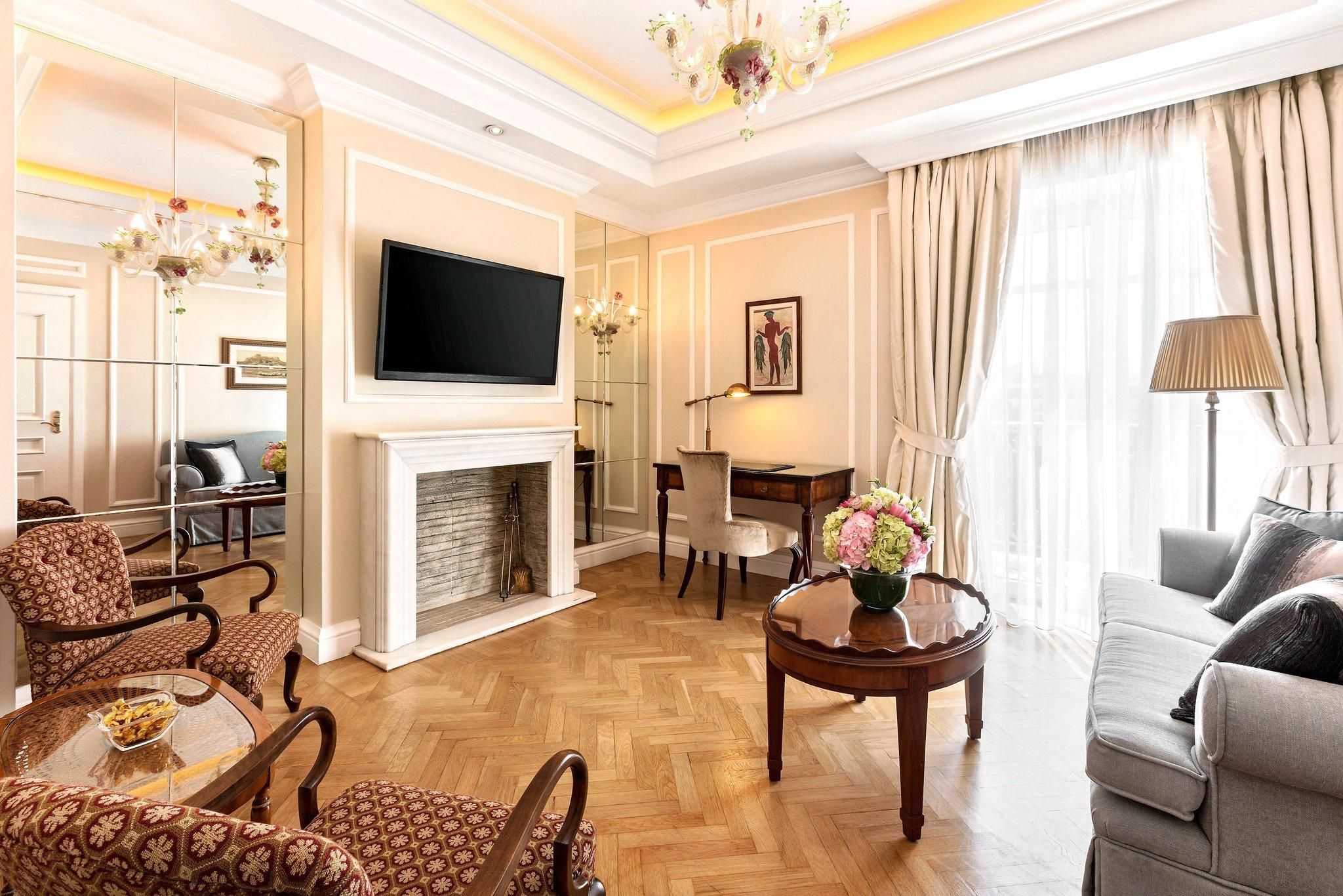 Grand Acropolis Suite, 1 Bedroom Suite, 1 King, City view