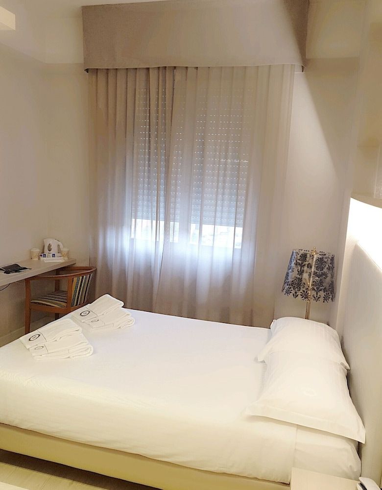 Hotel Augustus Economy Room