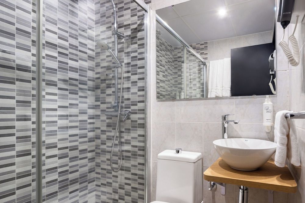 undefined htop BCN City Hotel 8