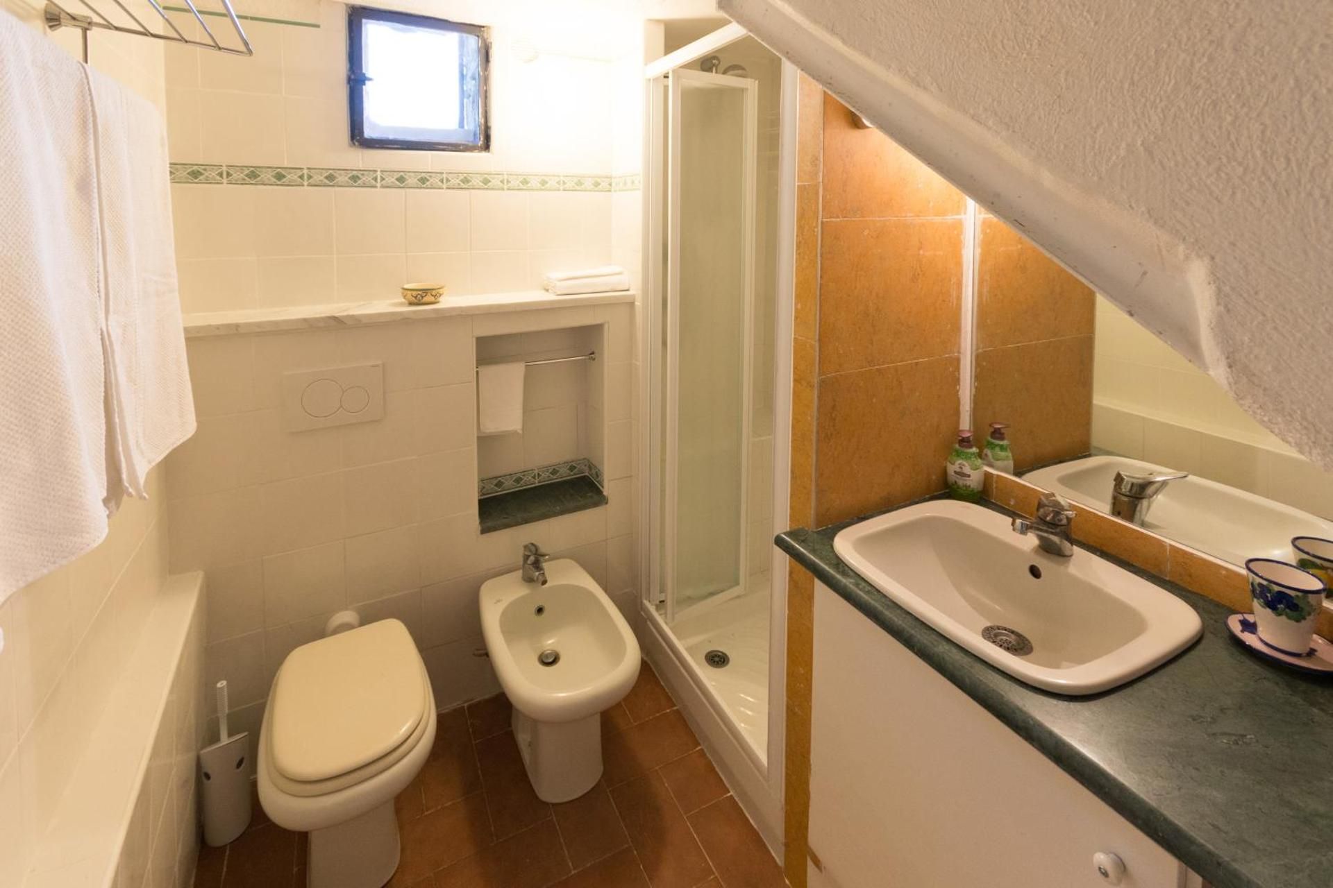 Deluxe Double Room with Extra Bed