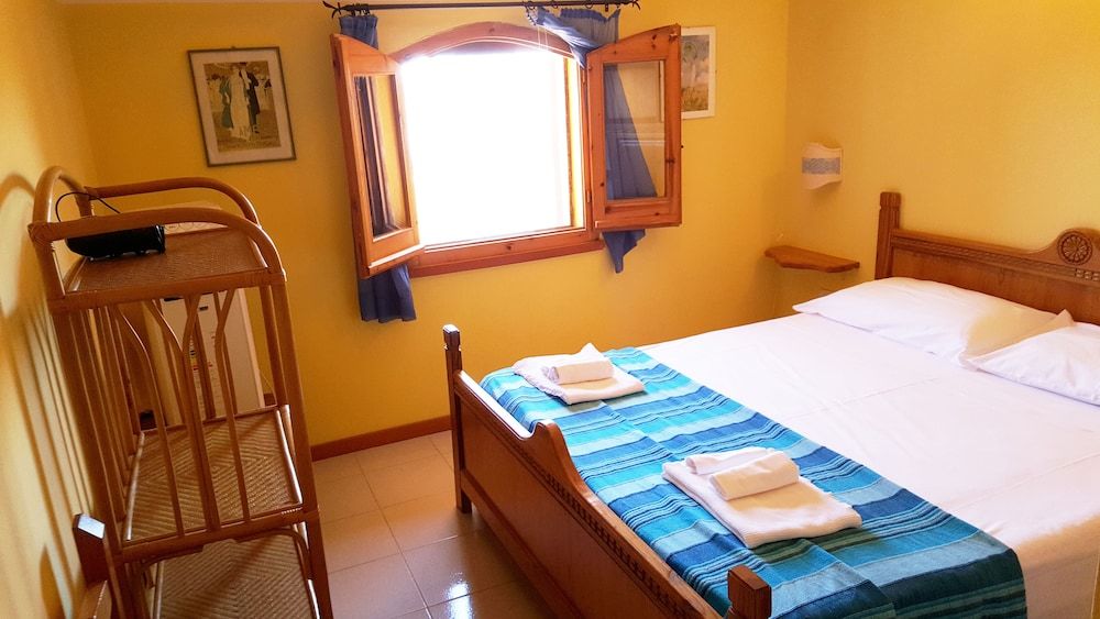 Panoramic Condo, 2 Bedrooms, Sea View, Beachfront