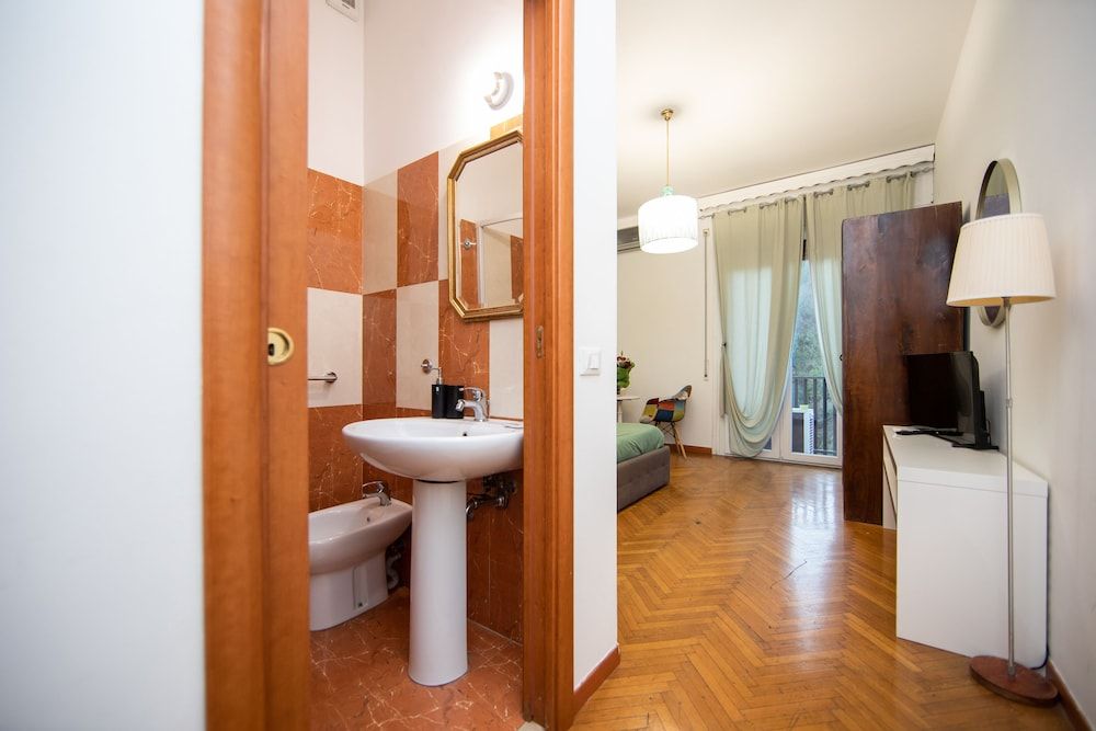 Imperiale Roma Trastevere Economy Double Room 18