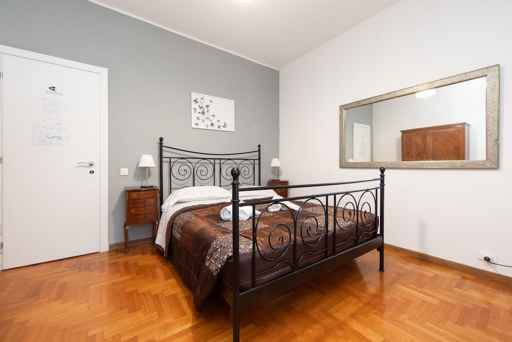 Imperiale Roma Trastevere Economy Double Room 11