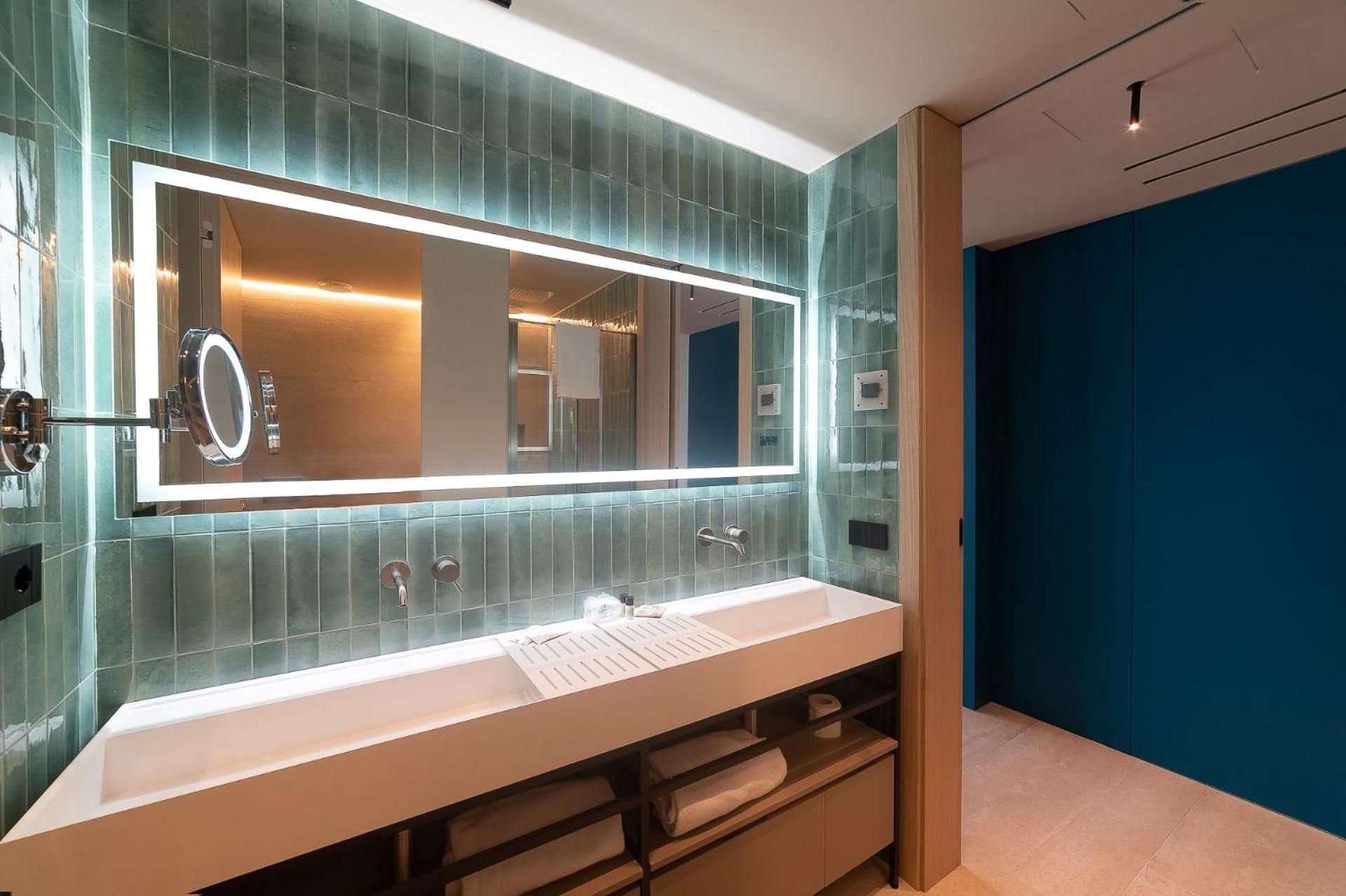 Suite with Spa Bath