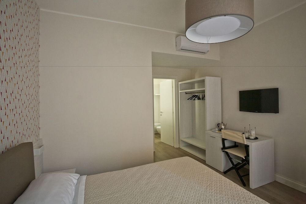 Domus Roma Double Room 5