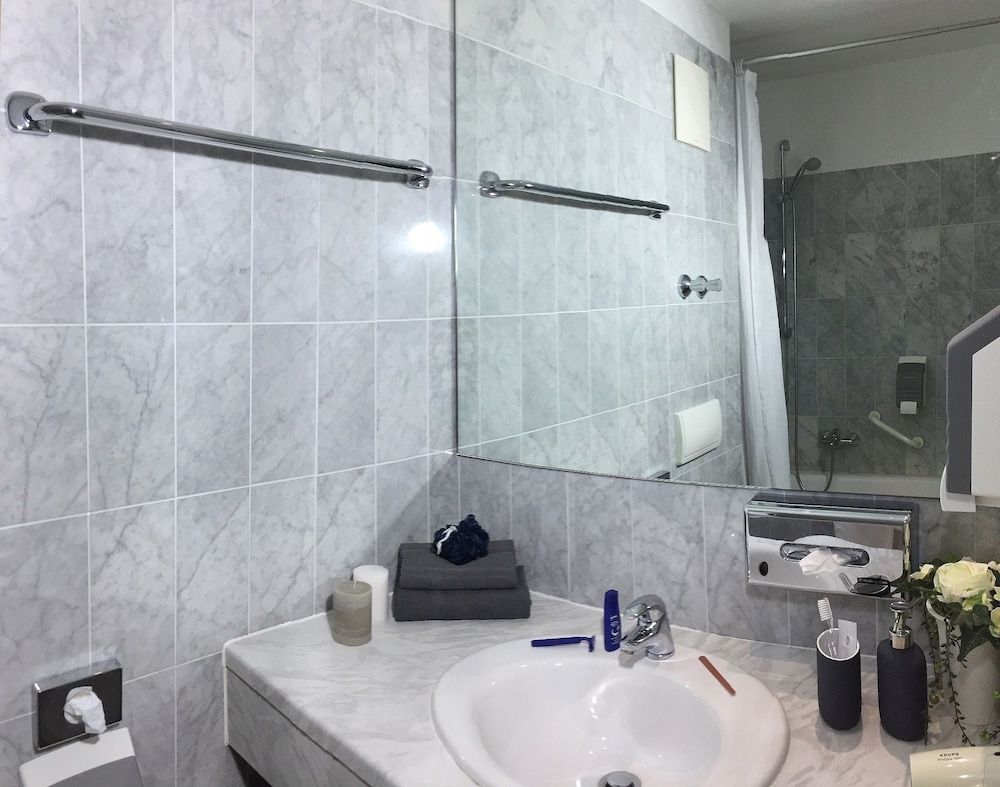 KEMPE Komfort Plus Hotel Standard Double Room 9