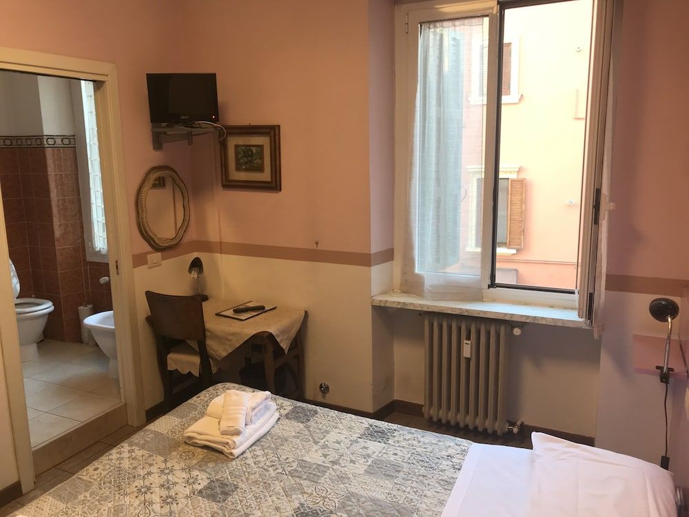 Double Room (Giulietta)
