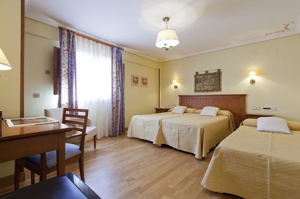 Comfort Double or Twin Room