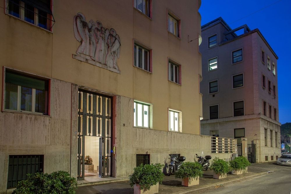 undefined Prima Guest House Collection 4