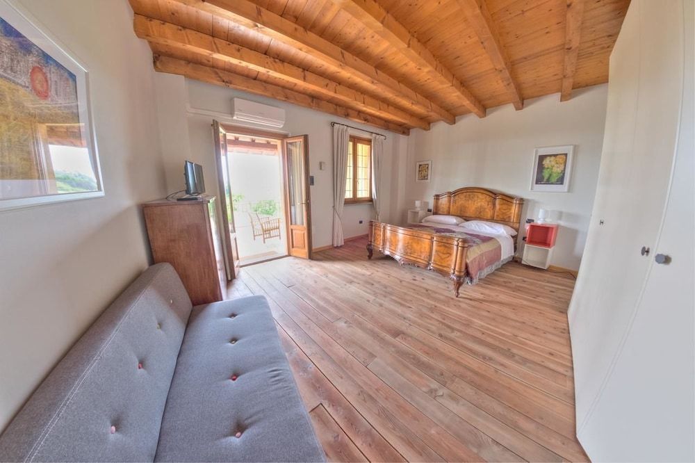 Deluxe Double Room, 1 Queen Bed with Sofa bed