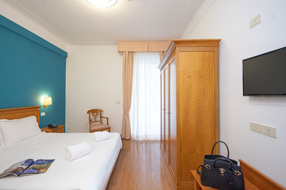 LVG Hotel Collection - Majestic Camera Economy Matrimoniale/Doppia con Letti Singoli 2