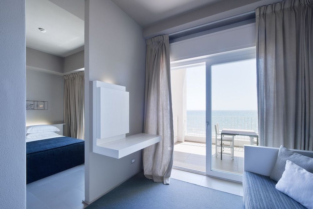Il Fogliano Hotel Executive Suite, Sea View