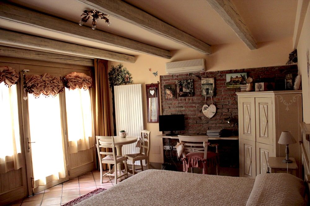 Casa Camilla Triple Room 9