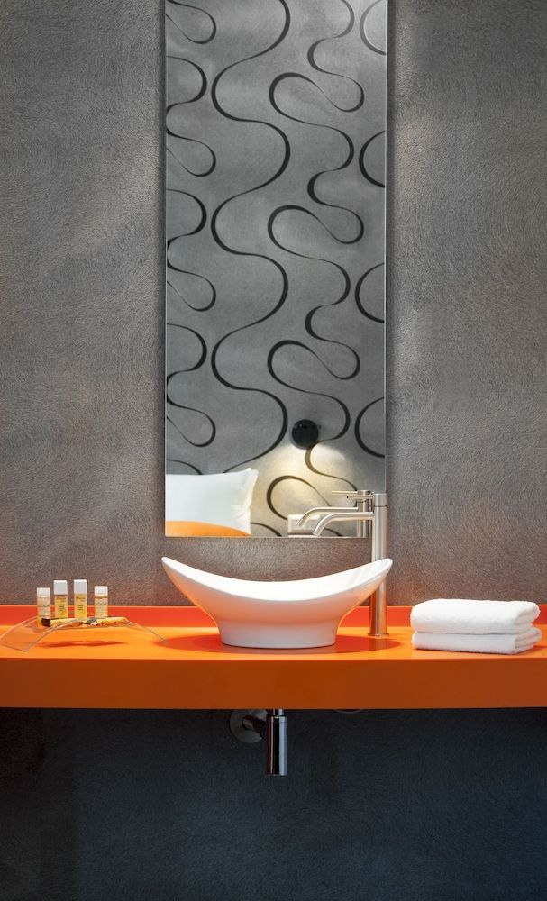 Amazon Hotel Double or Twin Room 8