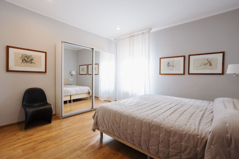 Palazzo Dalla Rosa Prati Apartment, 3 Bedrooms 4
