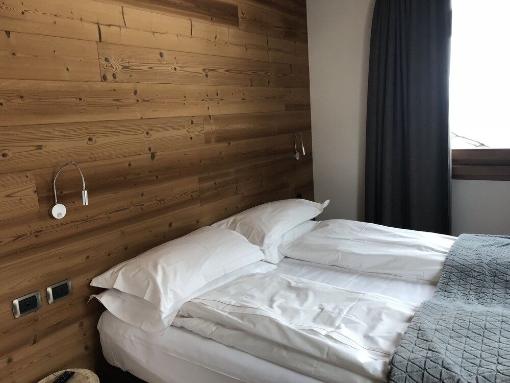 Superior Apartment, 1 Bedroom, Kitchen, Mountain View