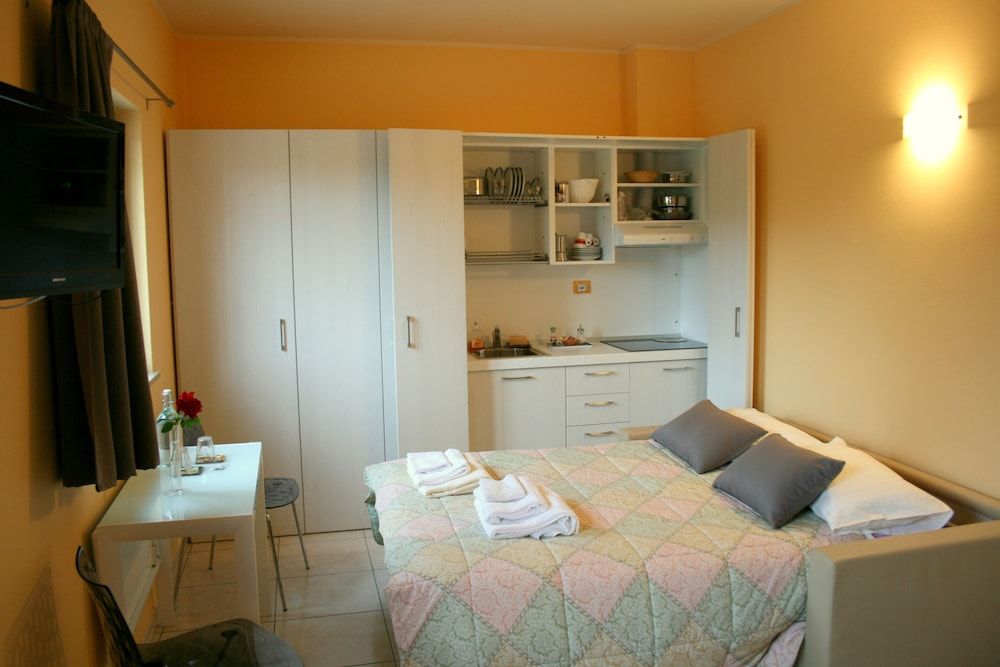 Agriturismo Argaland Family Room, Kitchenette, Garden View 11